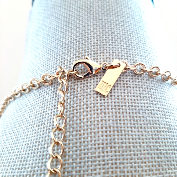 Stylish Necklace Choker - Picture 3 of 6